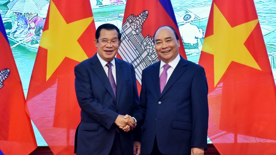 Vietnam attaches importance to relations with Cambodia